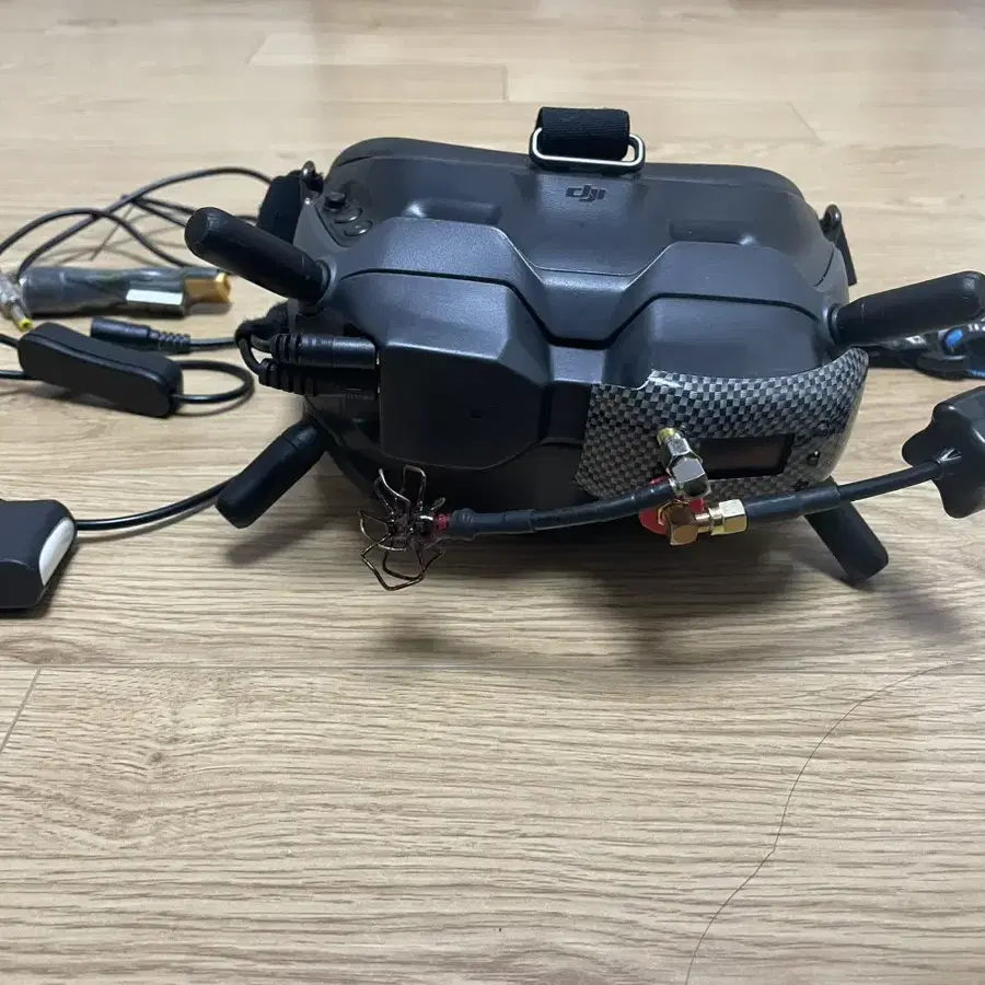 dji v2 고글+아날로그 수신기 포함 배터리 단자 개조