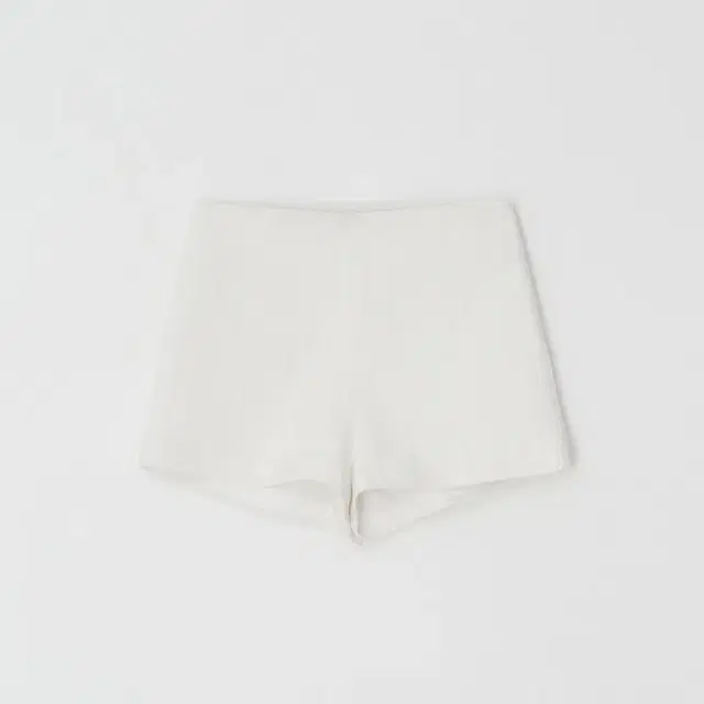 leeds 리즈 더위시 sohia tweed shorts 아이보리 m