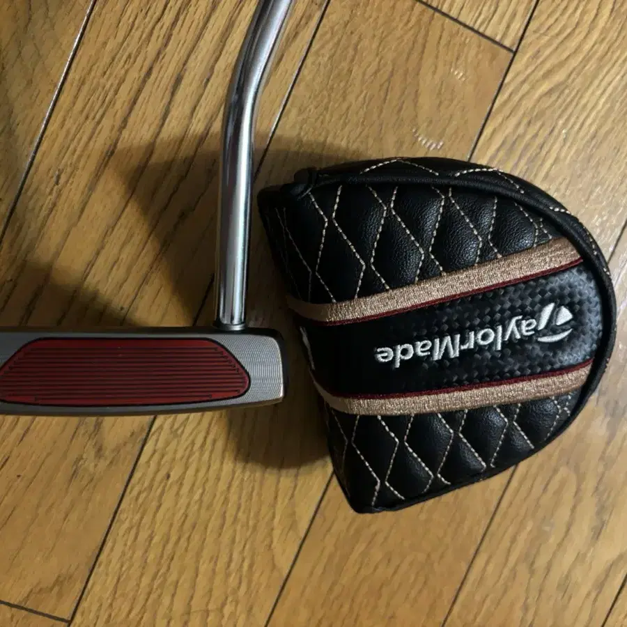 TaylorMade TP Patina DuPage 퍼터