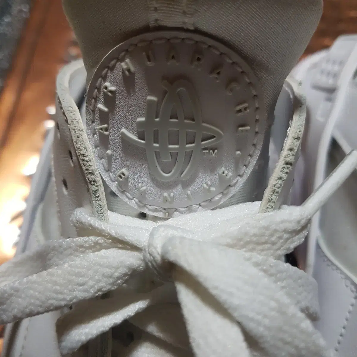 나이키 허라취 US9 신발 NIKE HUARACHE AIR