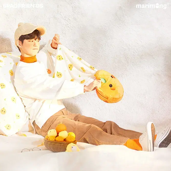 [Unavailable/Limited] SPAO Collaboration Marimon Blanket Prdue Produce 101 Lee Se-jin