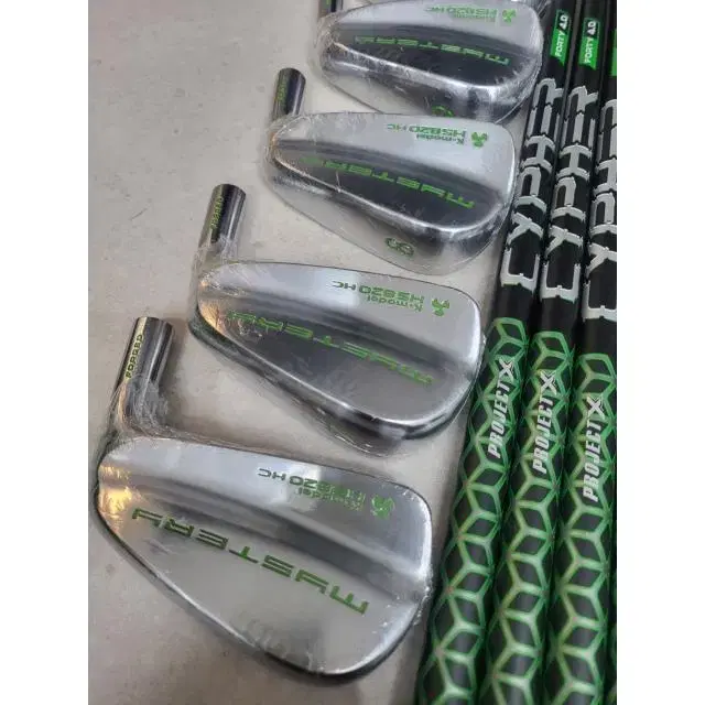 Mystery HS820HC Green limited edition Iron Set Cyper 4.0 Shaft