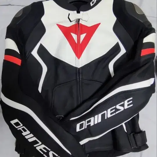 Dainese 다이네즈 여성 가죽 자켓 44(M)