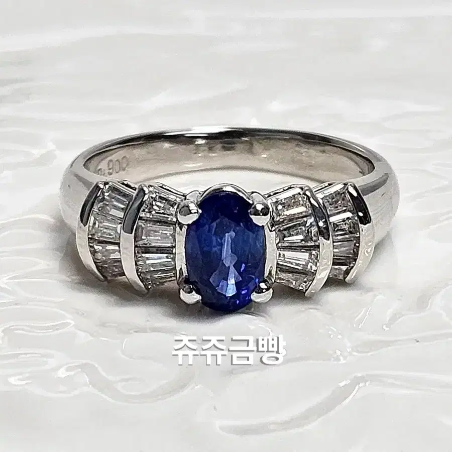 {쥬쥬금빵} 사파이어 0.99ct 천연 다이아 백금 반지