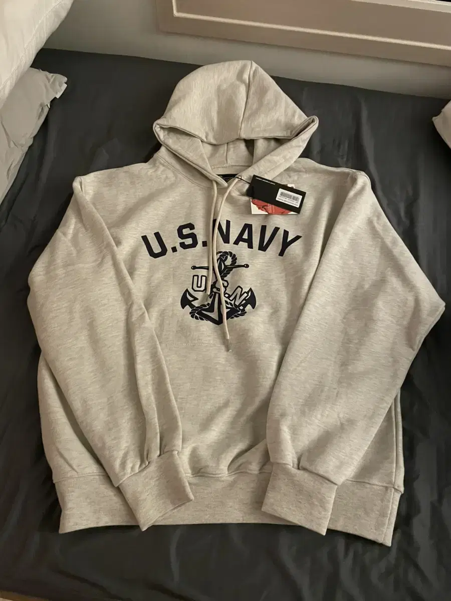 Cayend Hoodie