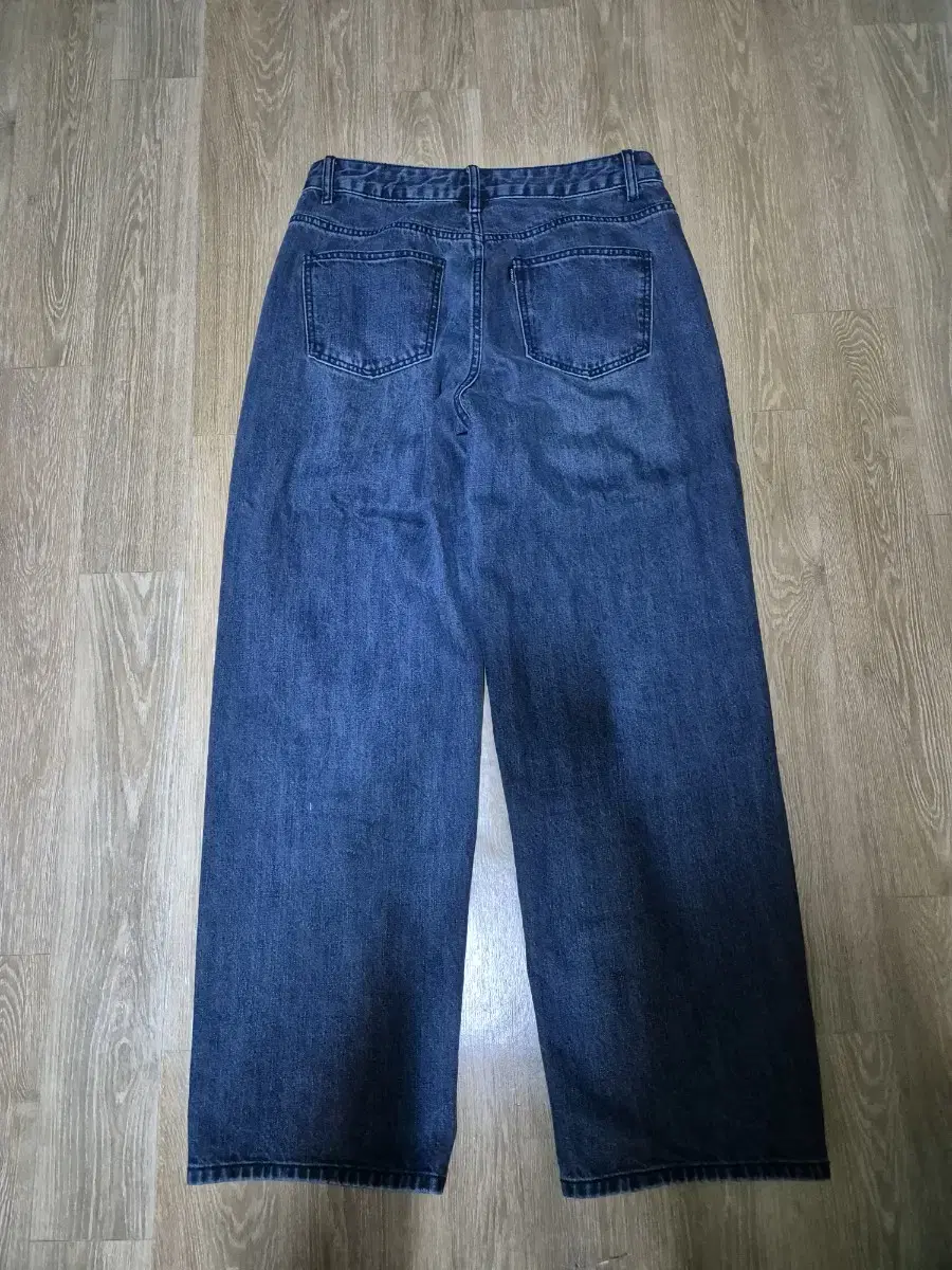 TopiemoreWide jeans