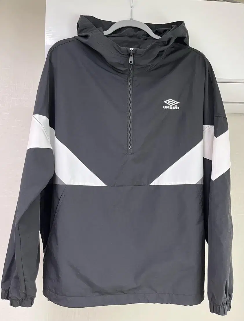 Umbro Windbreaker (Colorblock Hooded Anorak) UO121CWT25