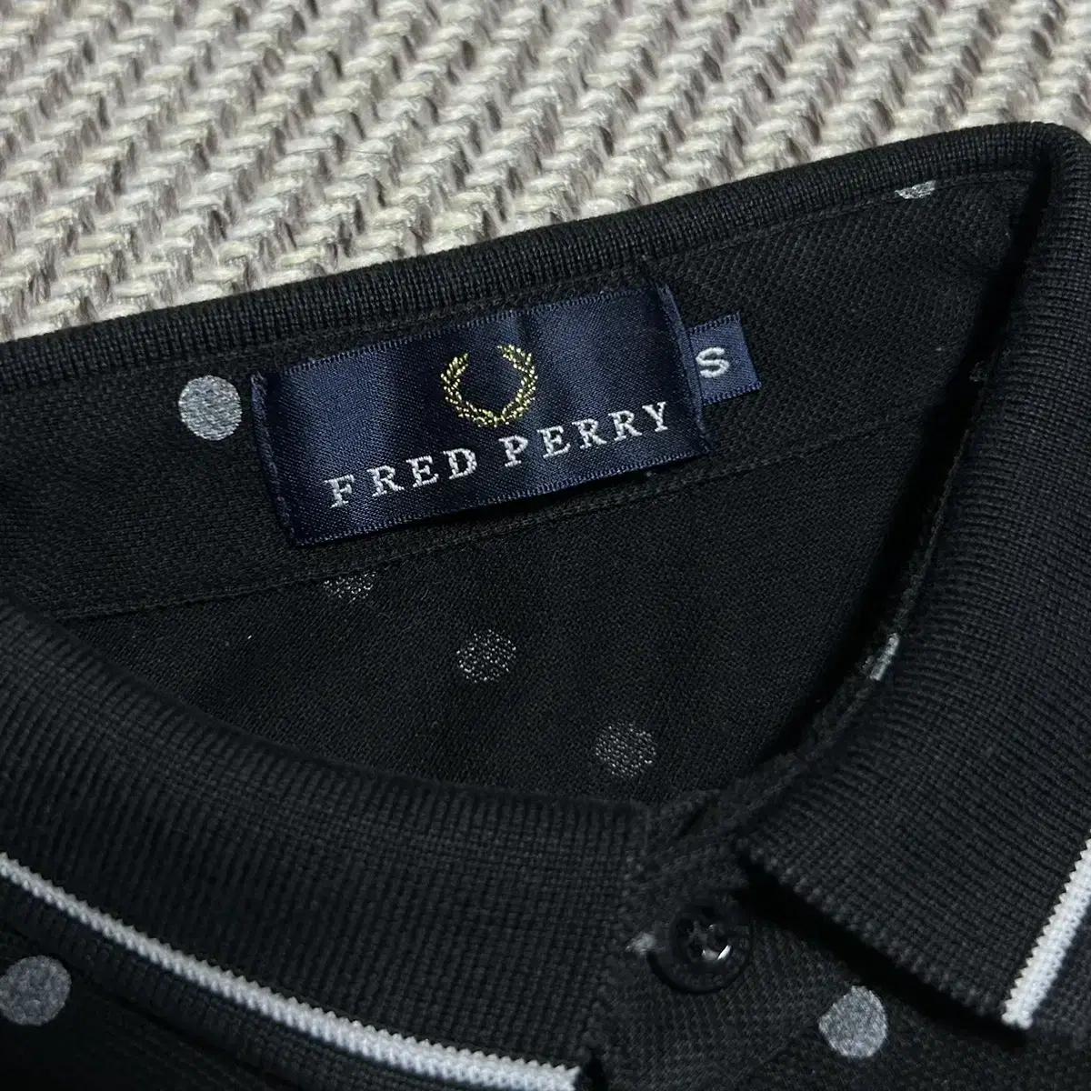 [ S ] Fredperry 프레드페리 반팔 카라티