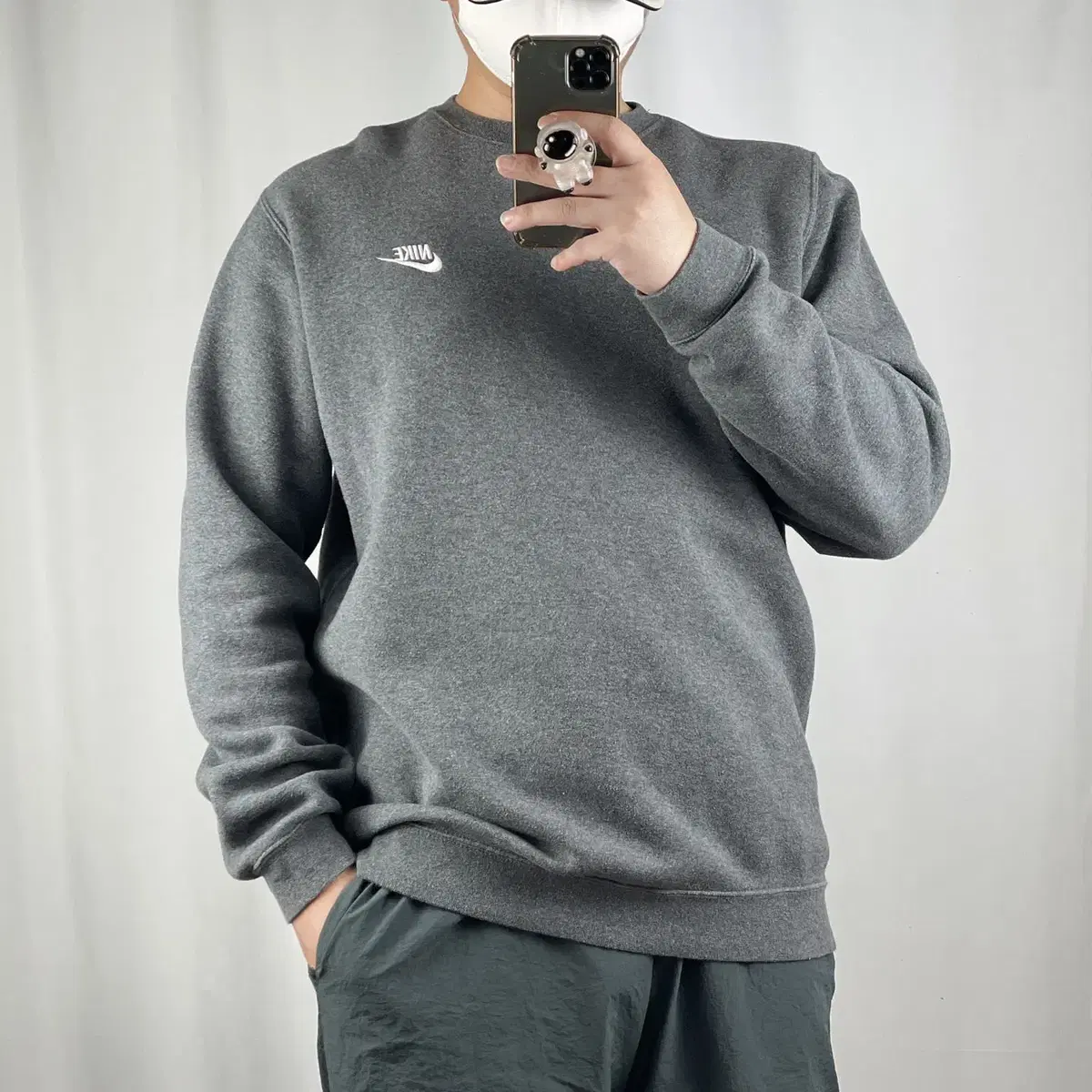 Nike Gray Brushed Sweatshirt L .240425