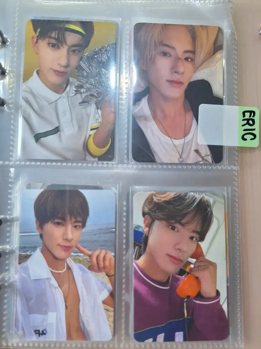 The Boyz eric 28 photocards bulk wts