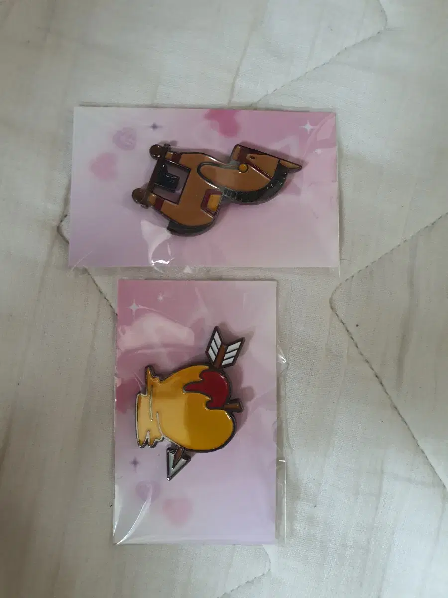 Blind golden apple badges for sale