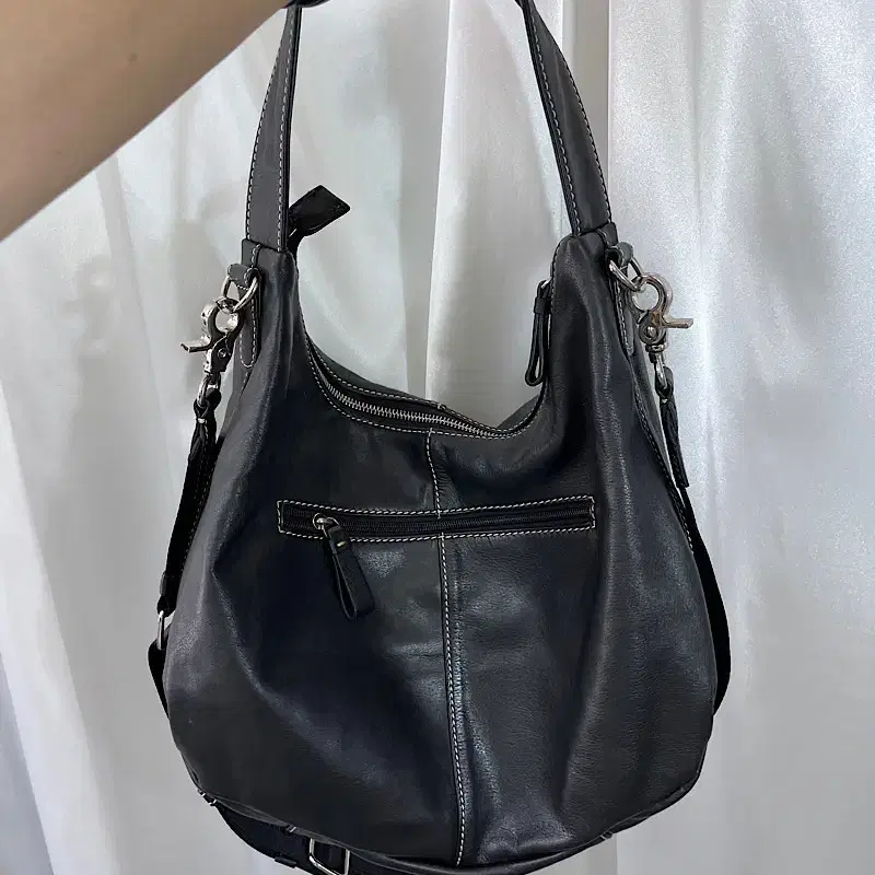 GILLIVO  leather bag