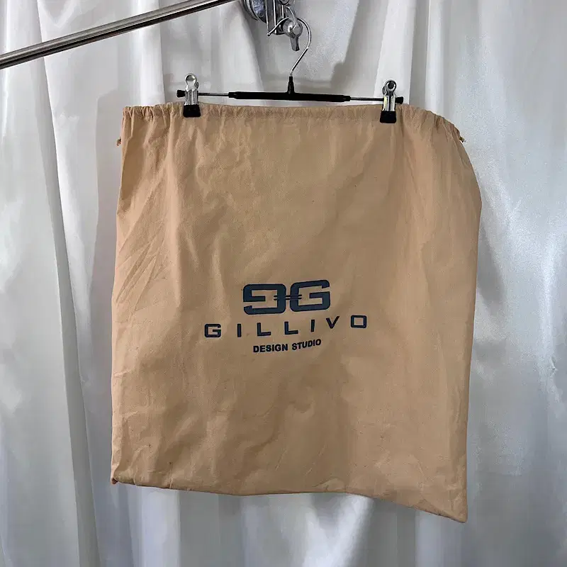 GILLIVO  leather bag