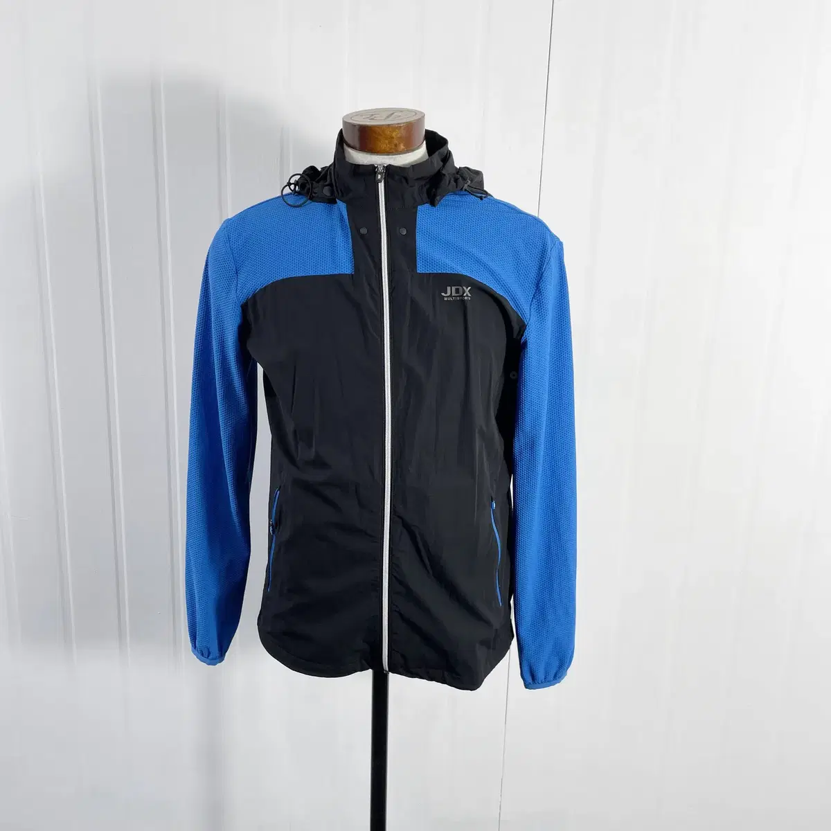 D1JDX Golf Wear Jacket size 95