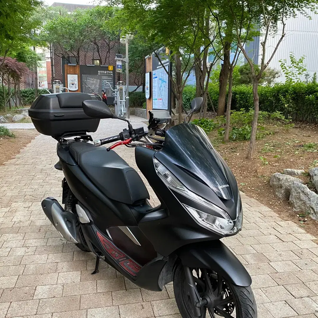 2019년형 PCX125 생활튜닝 판매합니다.