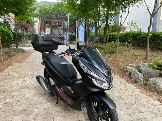 2019년형 PCX125 생활튜닝 판매합니다.