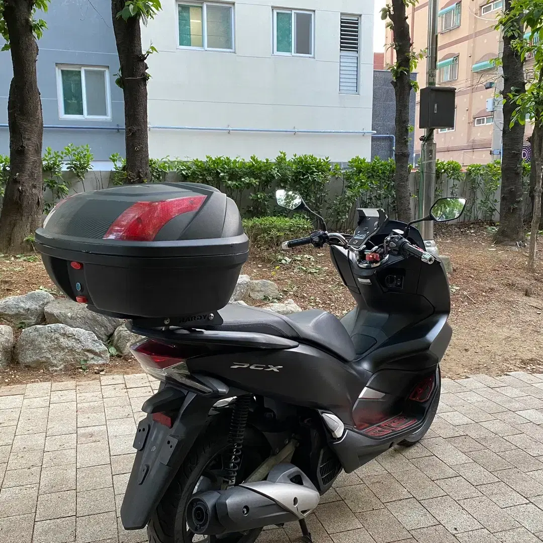 2019년형 PCX125 생활튜닝 판매합니다.