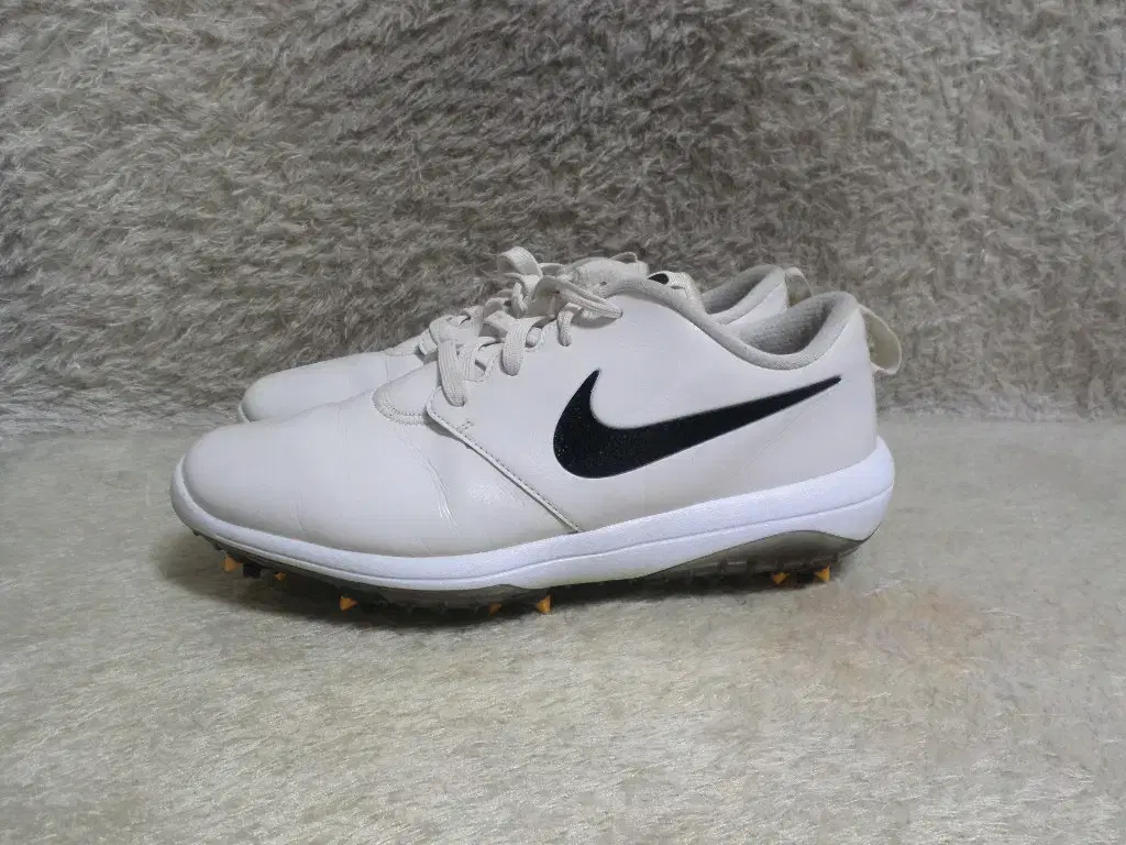 LEW LUKE 280 Nike Roshe G Tour White Golf Shoes Used Shoes