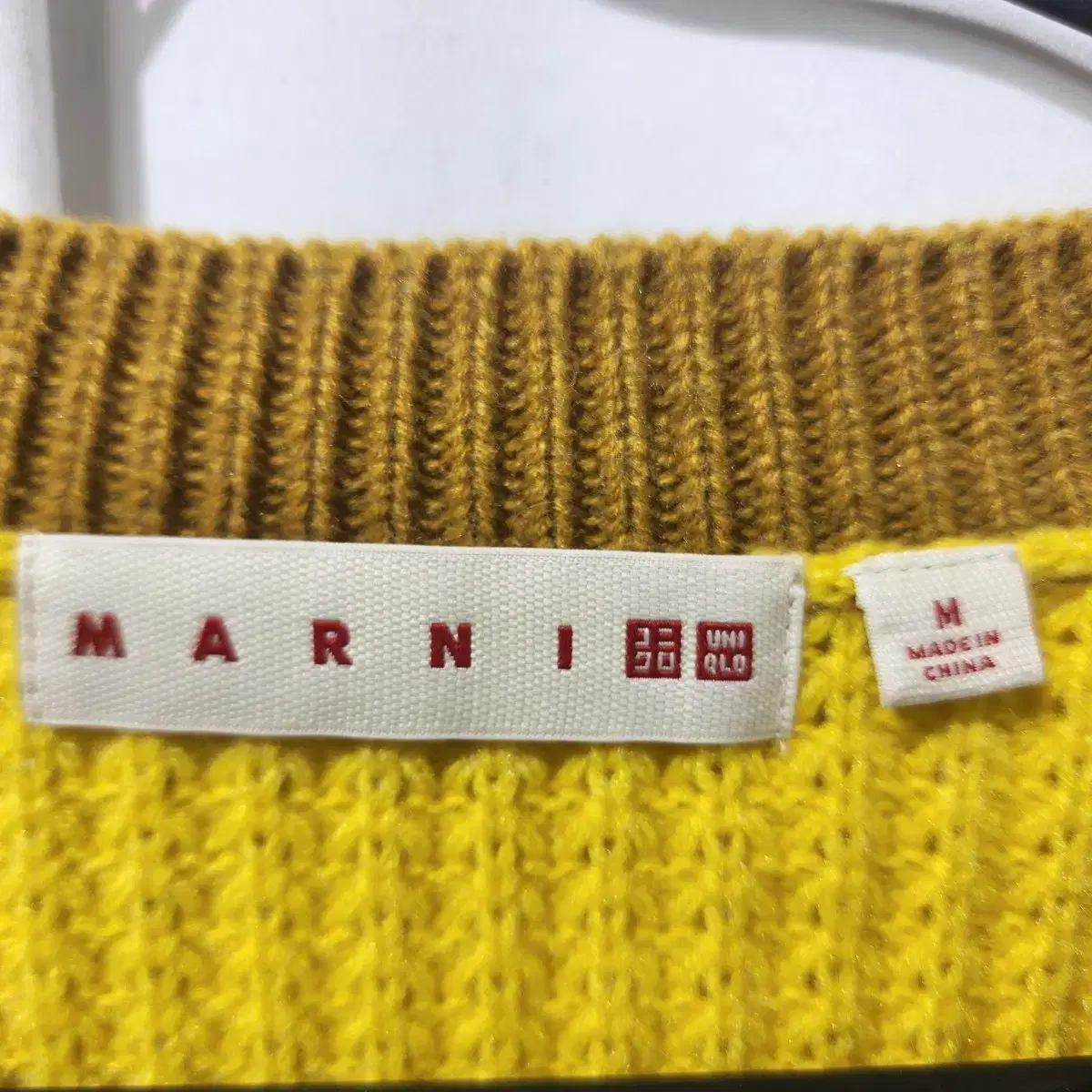 마르니 Marni 유니클로 니트 스웨터