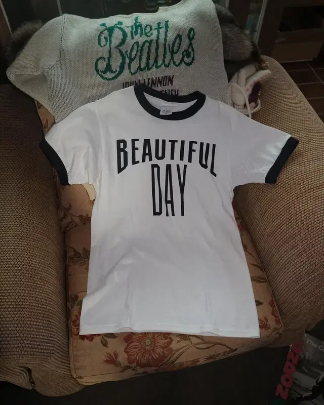 Its A Beautiful Day t shirt 존레논 링거 티셔츠