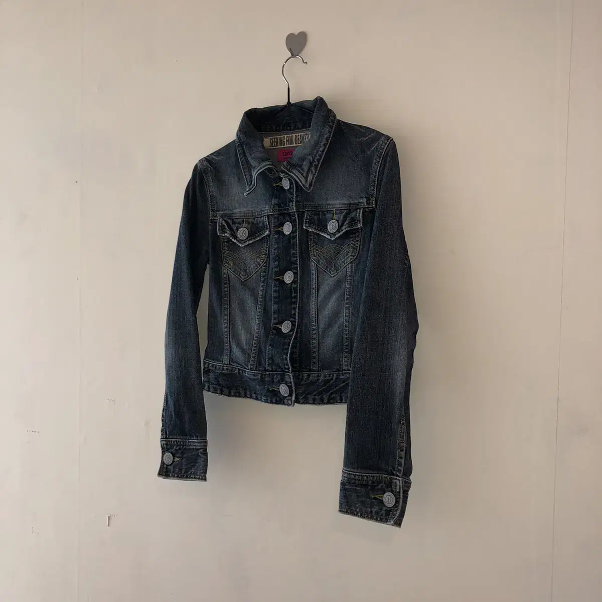 Vintage OZOC seeking for beauty denim