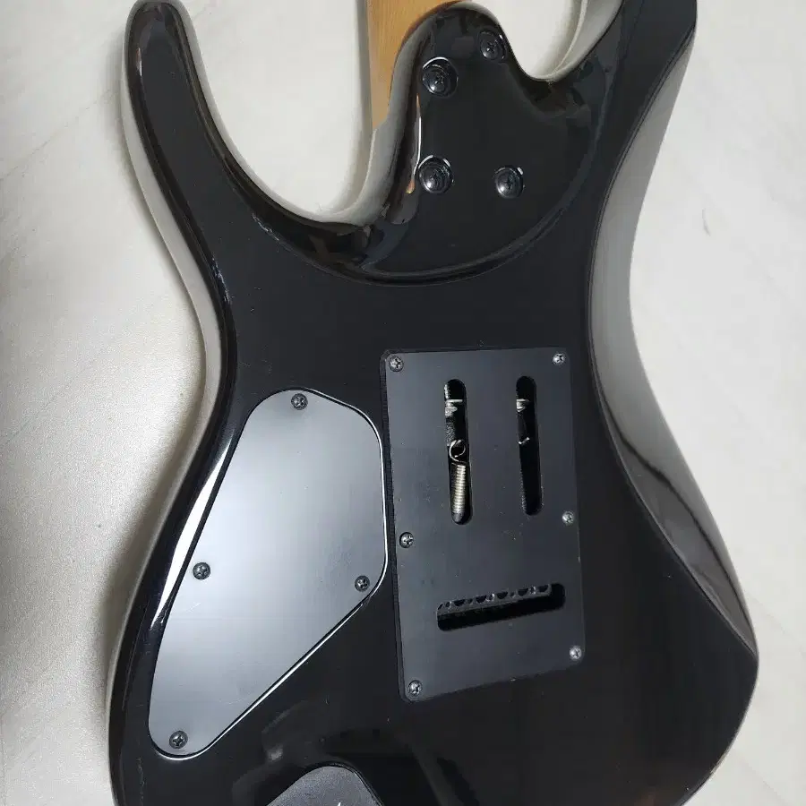 Ibanez Az42p1 판매합니다.