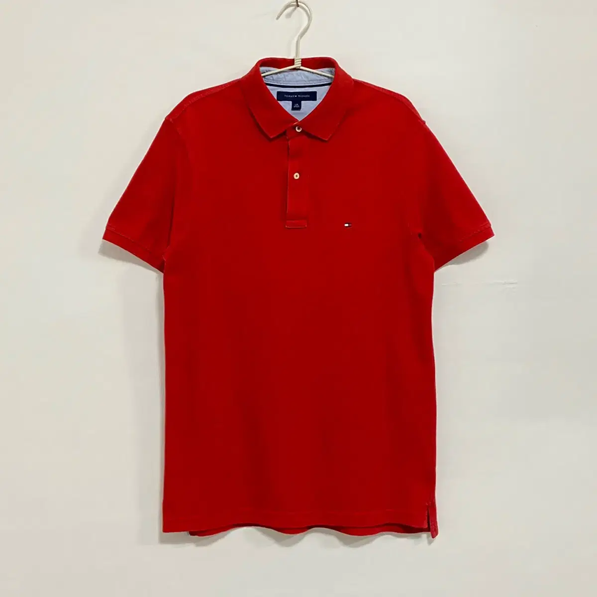 (866) Tommy Hilfiger Salvation Short Sleeve Karati Red L