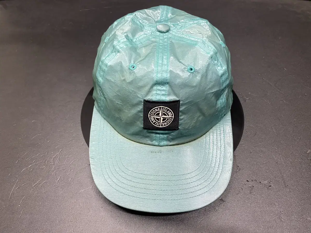 Supremexstone island cap