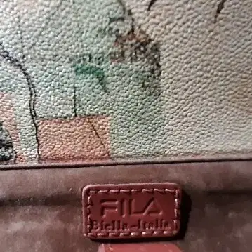 FILA varity case(면세점제품)