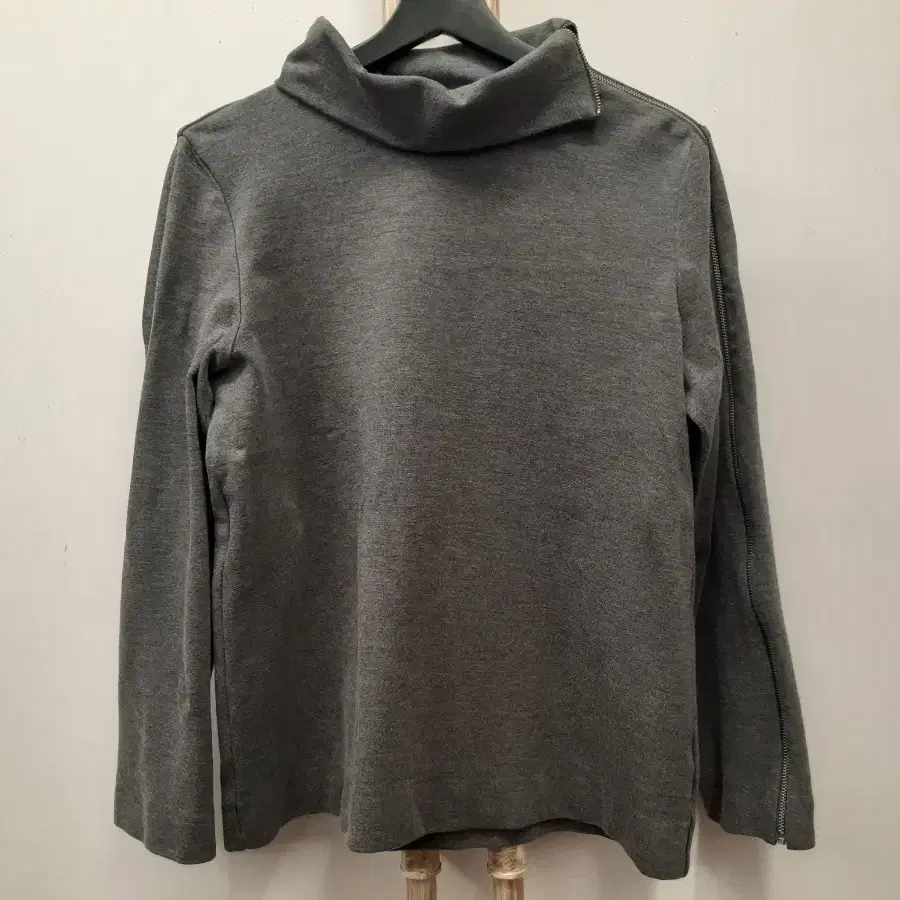 2 COS 목폴라 M~L(95~100/66~77/EUR-40)