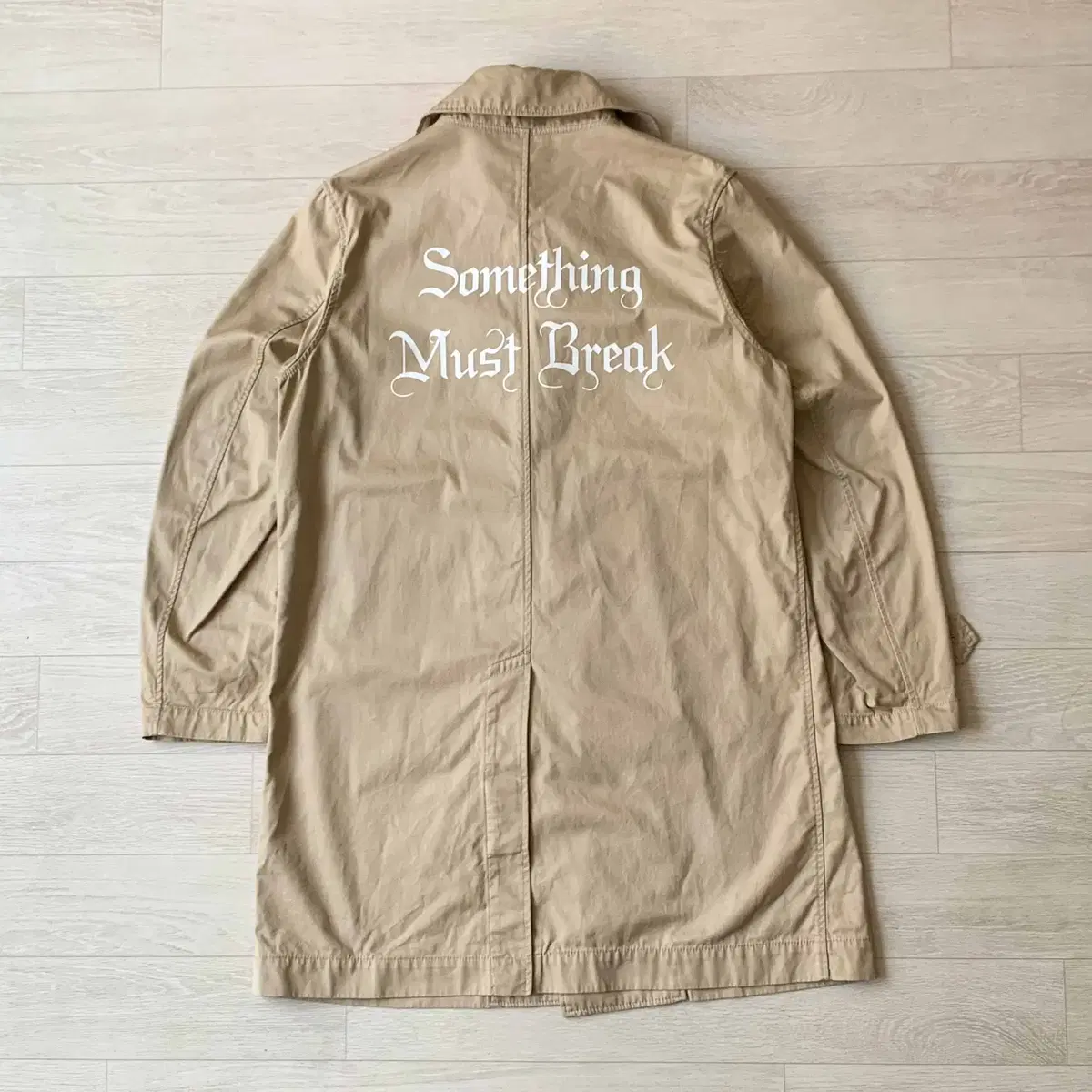 언더커버 15AW 'Something must break' 코트