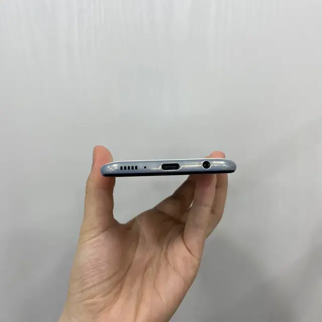 갤럭시A40 화이트 64GB A급 부산 중고폰 팝니다 12285