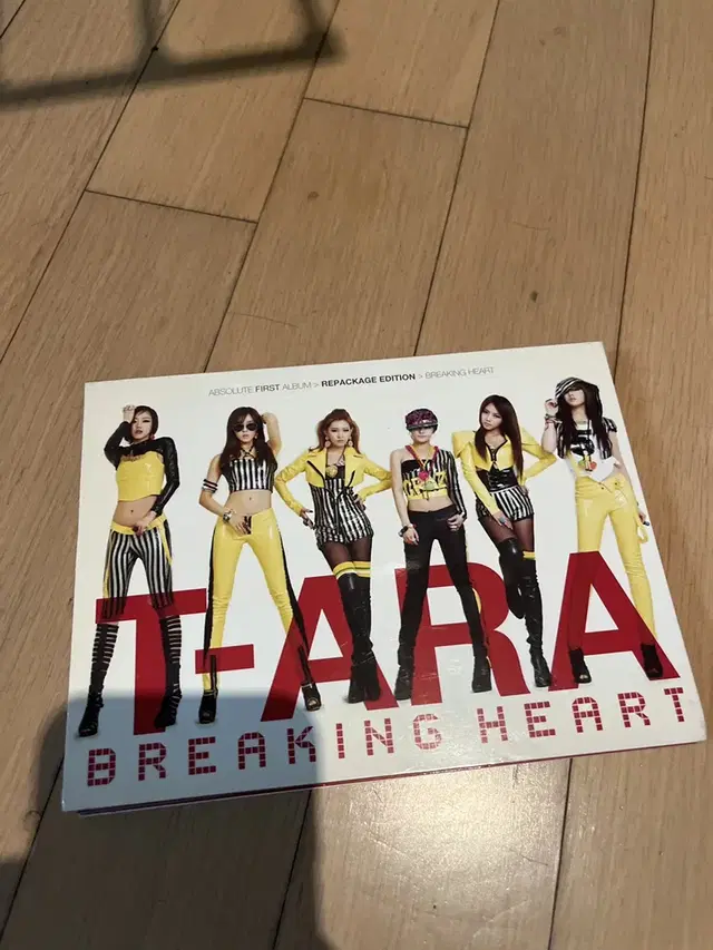 티아라 Breaking heart 앨범