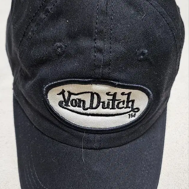 Vondutch 본더치 6패널 볼캡 블랙