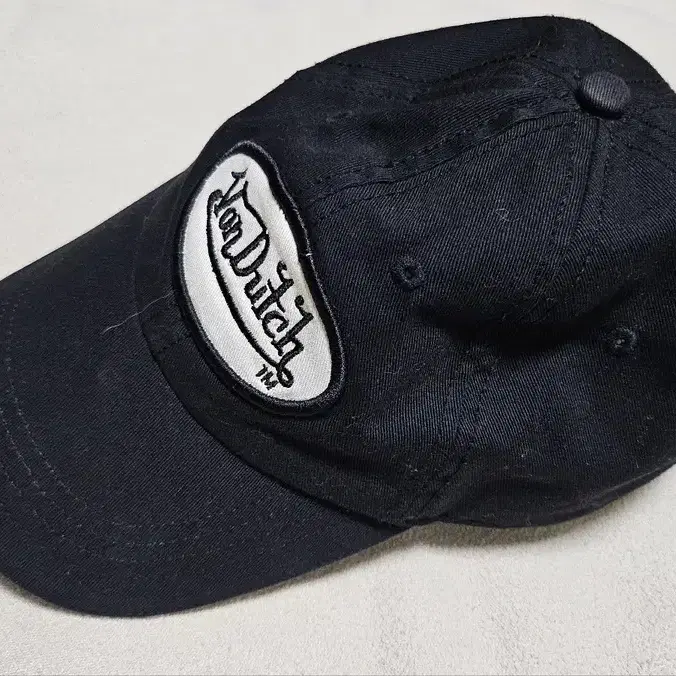 Vondutch 본더치 6패널 볼캡 블랙