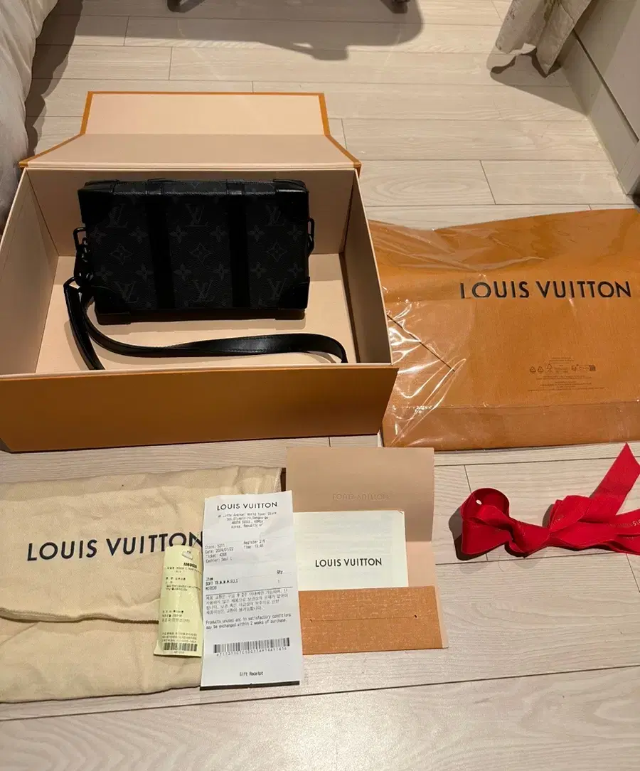 (Genuine) Louis Vuitton Trunk Wallet Monogram Full Set