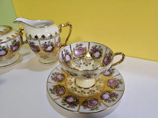 Bavaria Fragonard Cup&Saucers  바바리아 연인 컵