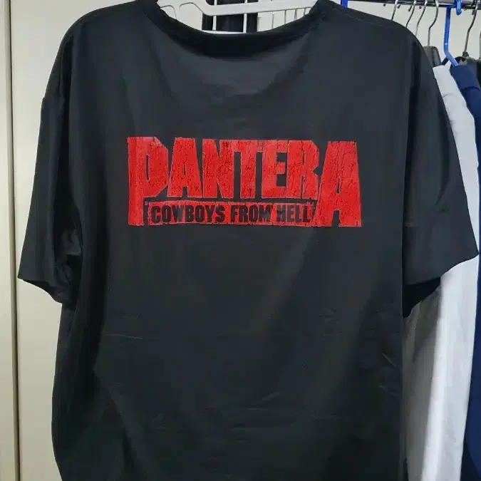 새제품)Pantera(판테라) 메탈밴드티셔츠 XL105사이즈 면폴리혼방