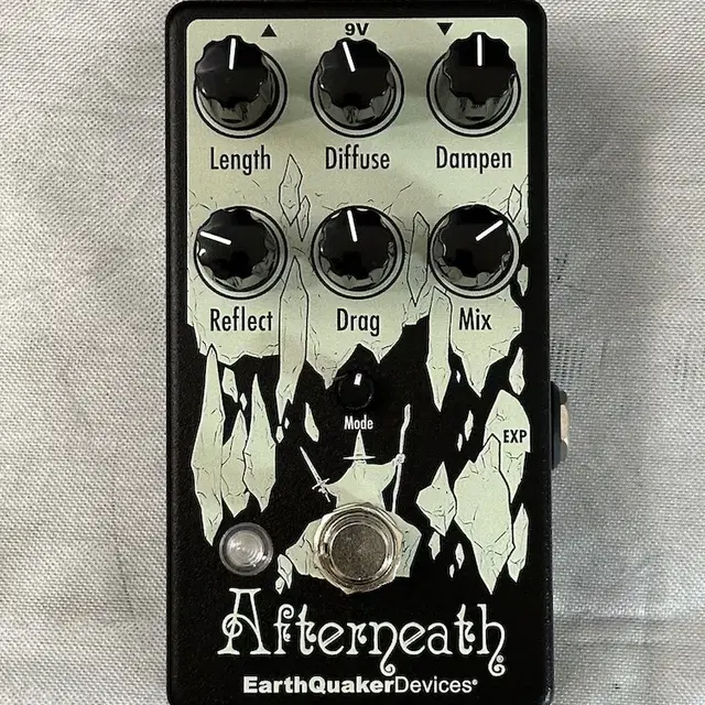 EarthQuaker Devices Afterneath V3 리버브 페달