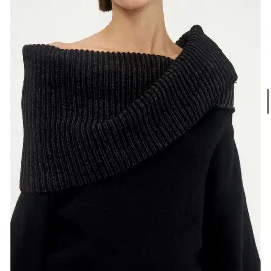 Ribbed Open Shoulder Knit[black] 트리밍버드