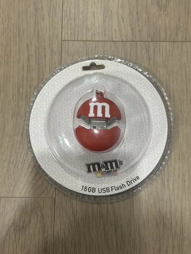 새상품) m&m 정품 16GB usb