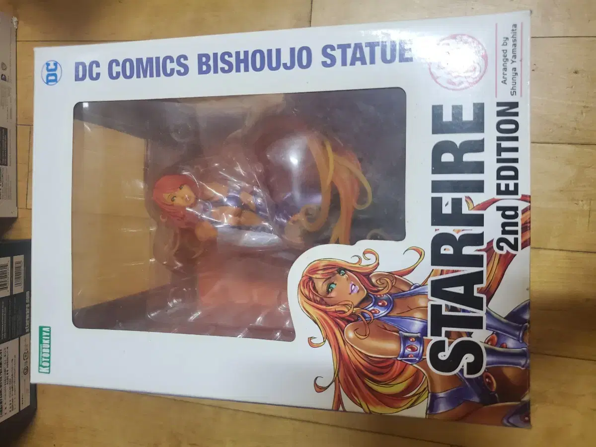 Kotobukiya Starfire