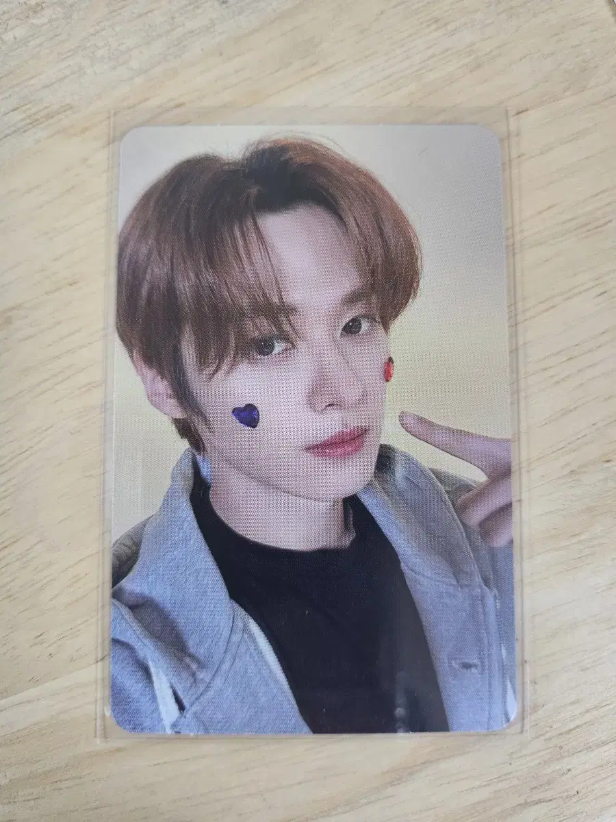 Lee Know photocard soundwave Giveaway Round 2