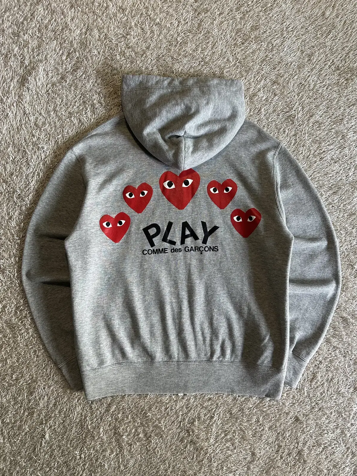 [M] 18FW Comme des Garçons Song CDG Backprint Red with Pen Hood Zip-up Gray