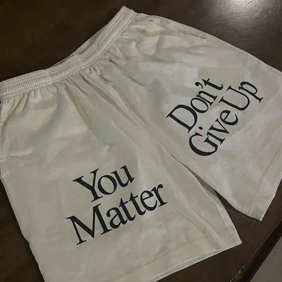 Praying YOU MATTER SHORTS M