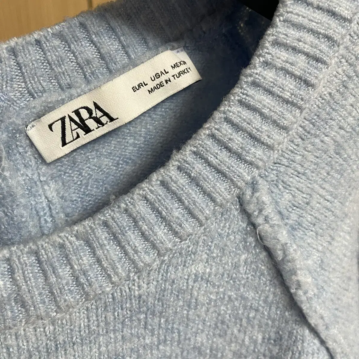 ZARA 자라 니트 쿨톤 하늘색 소라색 니트 L (55-66)