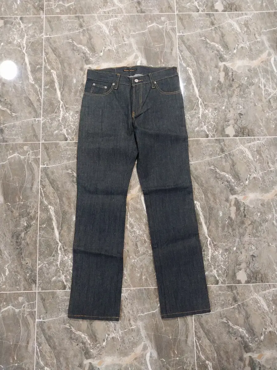 E1 Brand New Nude Jin Jeans Raw 30