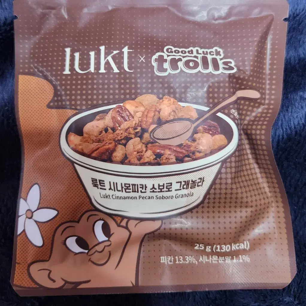 룩트 시나몬피칸 소보로 그래놀라 25g