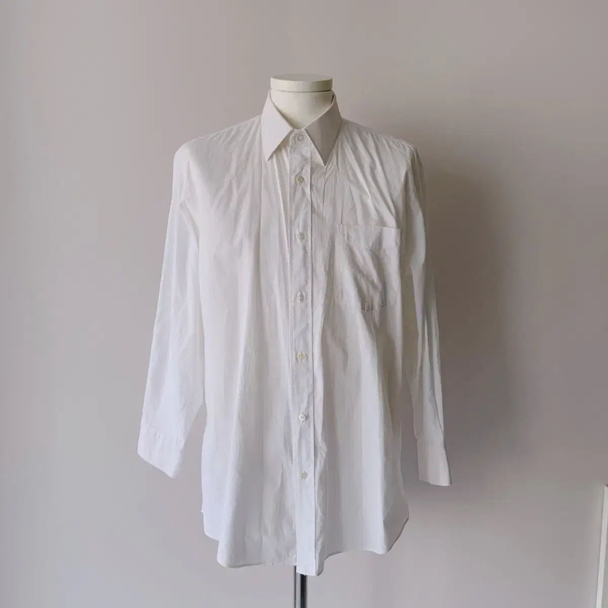 66 Burberry Women's Shirts