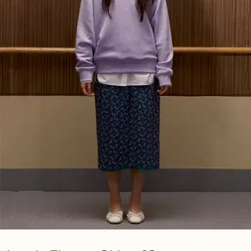시엔느 Lewis flower skirt navy 루이스 플라워 스커트 | 브랜드 중고 